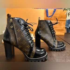 Louis Vuitton Star Trail Boots size EU 39 fits like US 8.5